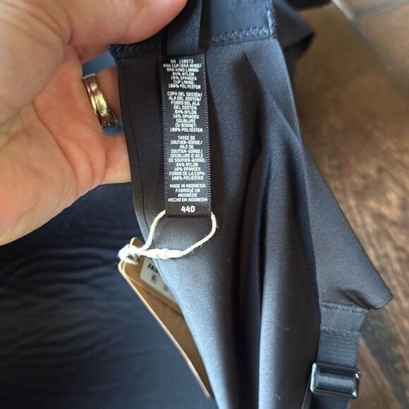 NWT Skims ultimate collection push up plunge bra black size 44D - Picture 3 of 5